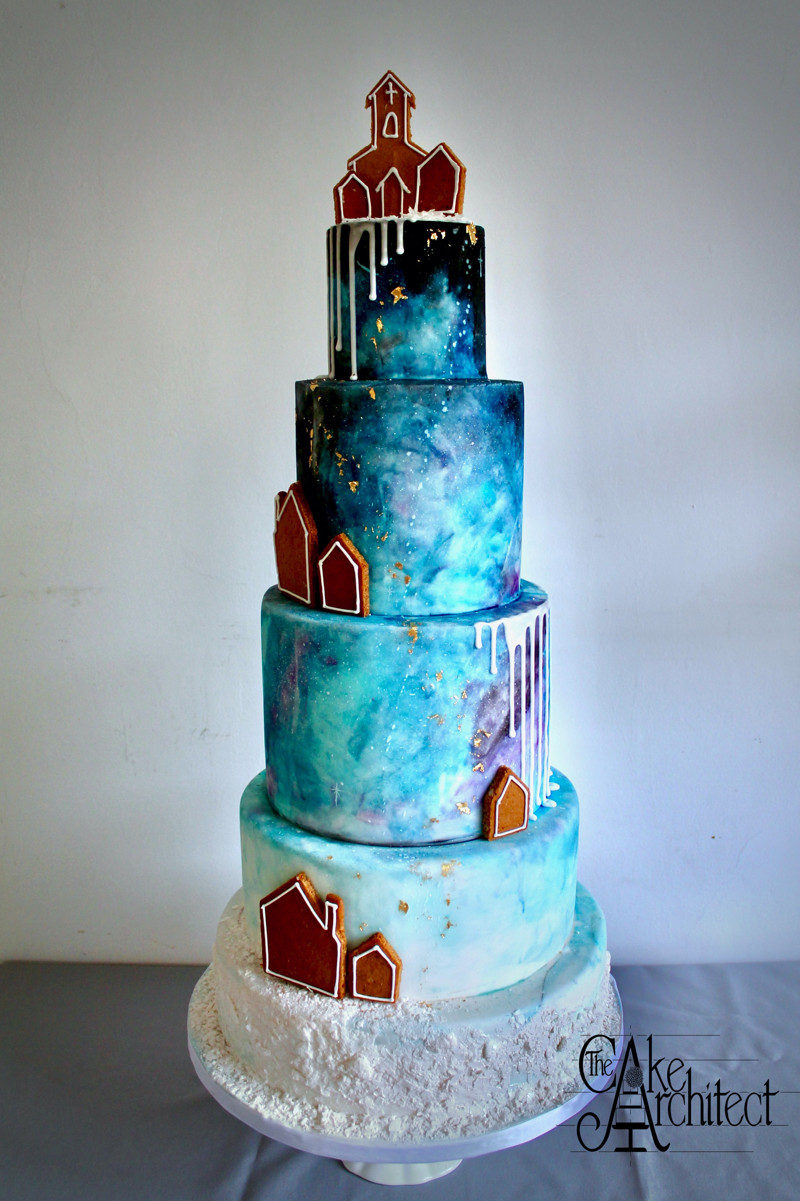 Moody winter wedding cake, navy and white, gingerbread biscuits